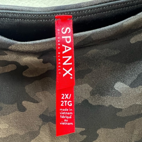 Spanx Womens Camo Leggings Black Shine Wide Compression Waistband Stretch Sz 2XL - Picture 5 of 10